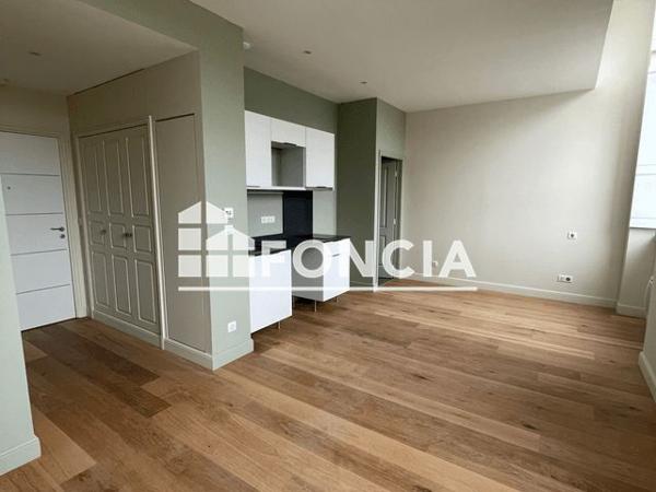 Location Studio 35.11 m² - 22 BOULEVARD RASPAIL Avignon 84000