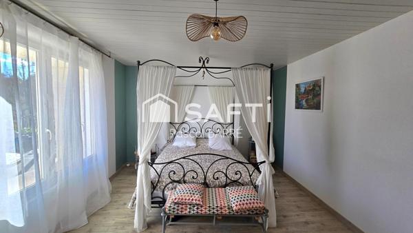 Propriété rénovée avec studio et maison à rénover