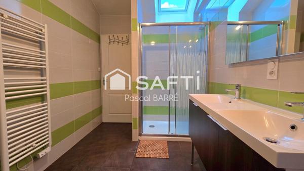 Propriété rénovée avec studio et maison à rénover