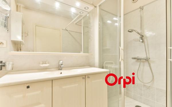 Appartement à vendre    4 pièces • 83,45 m2 Lyon 3