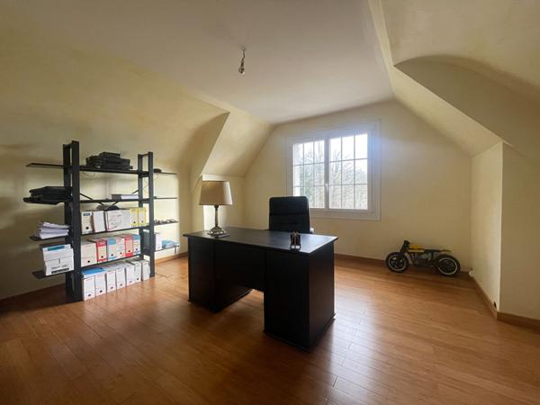 À Vendre Propriété avec Bâtiments en Chaume