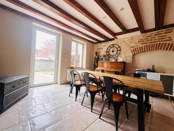 Maison à louer 5 pièces REMILLY SUR TILLE (21)