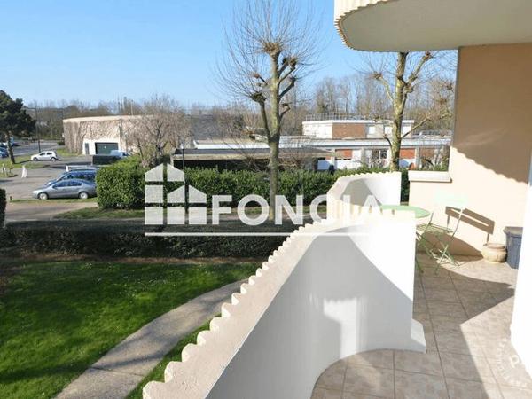 Location Appartement 3 pièces 69.08 m² - 10 ALLEE DES ROMARINS Montigny-le-bretonneux 78180