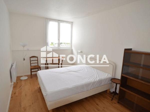 Location Appartement 3 pièces 69.08 m² - 10 ALLEE DES ROMARINS Montigny-le-bretonneux 78180