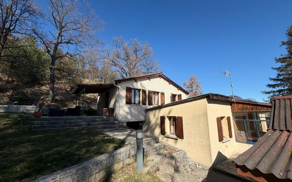 Maison à vendre    5 pièces • 88,70 m2 Méreuil