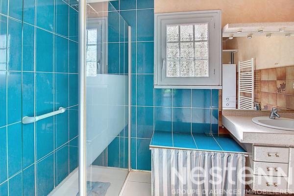 A VENDRE EN EXCLUSIVITE ! Maison 5 pièces avec piscine à vendre à Draguignan