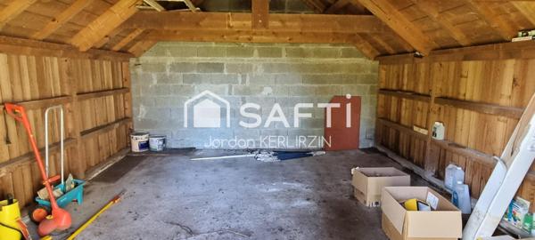 Maison néo bretonne / bourgeoise avec fort potentiel au bourg de Plougasnou