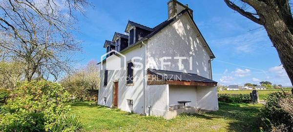 Maison néo bretonne / bourgeoise avec fort potentiel au bourg de Plougasnou
