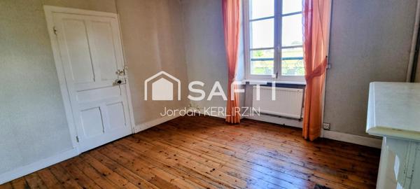 Maison néo bretonne / bourgeoise avec fort potentiel au bourg de Plougasnou