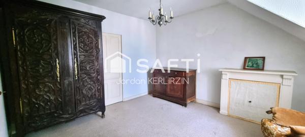 Maison néo bretonne / bourgeoise avec fort potentiel au bourg de Plougasnou