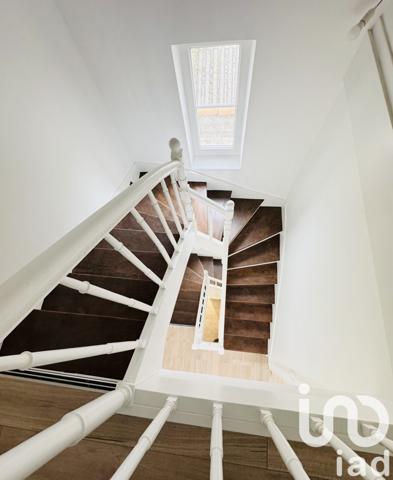 Maison 5 pièces de 100 m² à Saintes (17100)