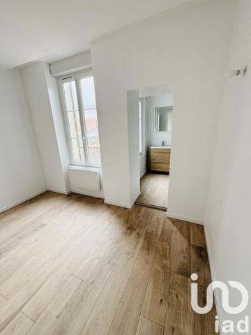 Maison 5 pièces de 100 m² à Saintes (17100)