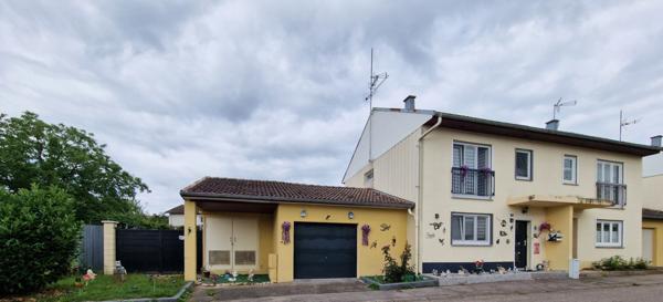 Maison à vendre 5 pièces proche CONTREXEVILLE (88) avec VERANDA, GARAGE et TERRAIN clos