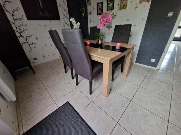 Maison à vendre 5 pièces proche CONTREXEVILLE (88) avec VERANDA, GARAGE et TERRAIN clos