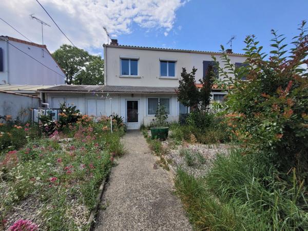 Maison à fort potentiel à vendre - La Rochelle