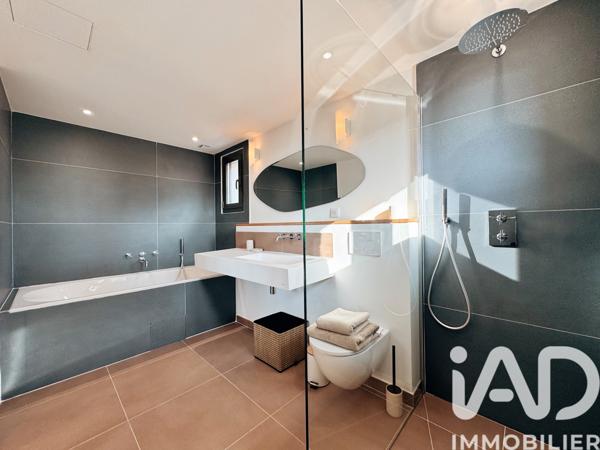 Maison à vendre 7 pièces 207 m² Les-Issambres