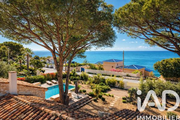 Maison à vendre 7 pièces 207 m² Les-Issambres