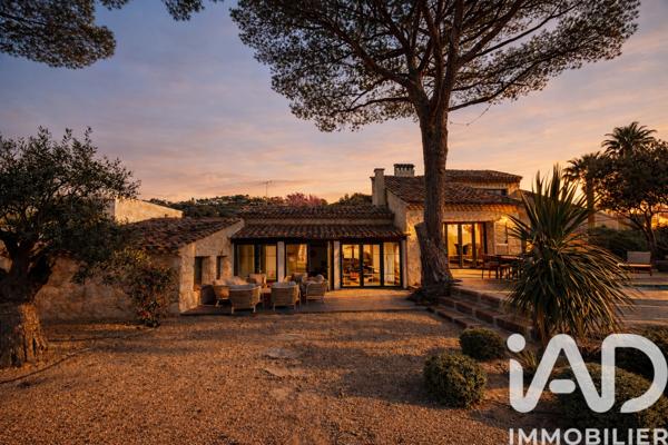 Maison à vendre 7 pièces 207 m² Les-Issambres