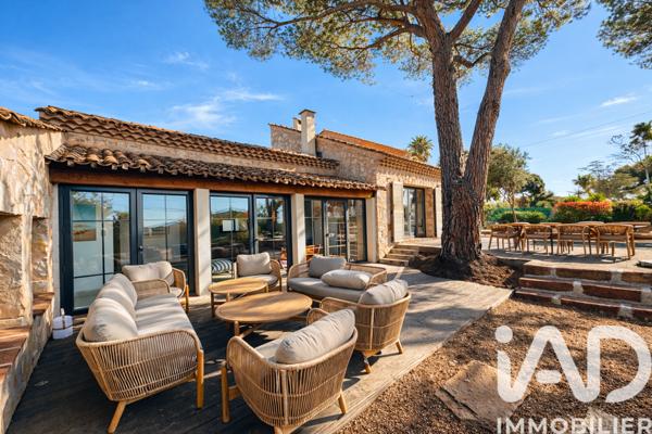 Maison à vendre 7 pièces 207 m² Les-Issambres