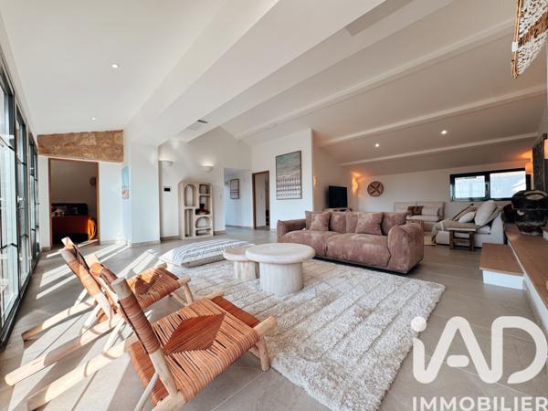 Maison à vendre 7 pièces 207 m² Les-Issambres