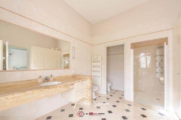 Maison à vendre 7 pièces de 221 m²