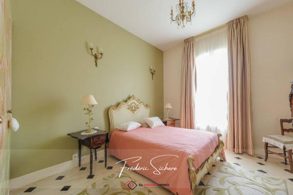 Maison à vendre 7 pièces de 221 m²