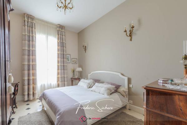 Maison à vendre 7 pièces de 221 m²