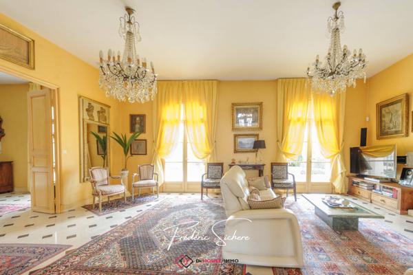 Maison à vendre 7 pièces de 221 m²