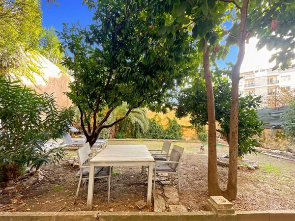 4 p avec grand jardin centre Cannes