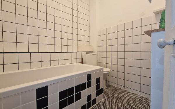 Maison à vendre    6 pièces •  La Rochelle