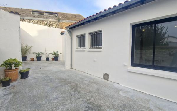 Maison à vendre    6 pièces •  La Rochelle