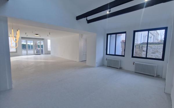 Maison à vendre    6 pièces •  La Rochelle