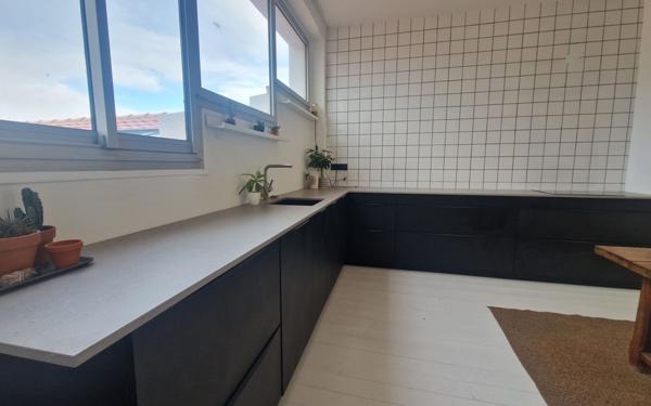 Maison à vendre    6 pièces •  La Rochelle