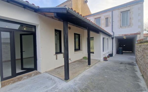 Maison à vendre    6 pièces •  La Rochelle