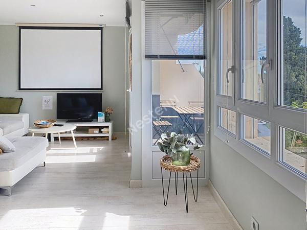 Très bel appartement à Bandol Centre 3 pièces de 95 m² à 5 minutes du port