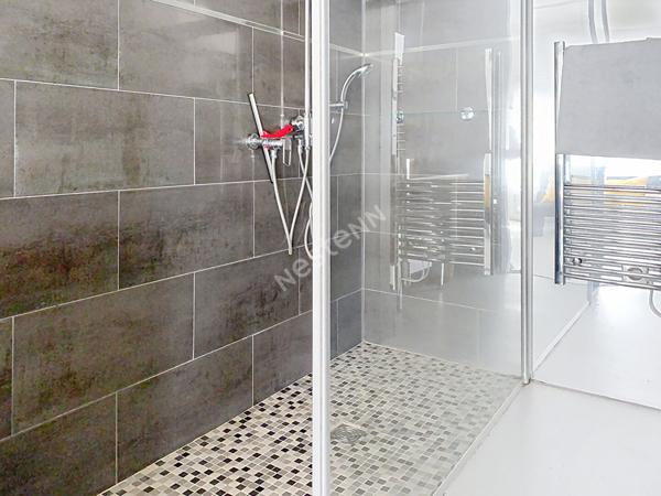 Très bel appartement à Bandol Centre 3 pièces de 95 m² à 5 minutes du port