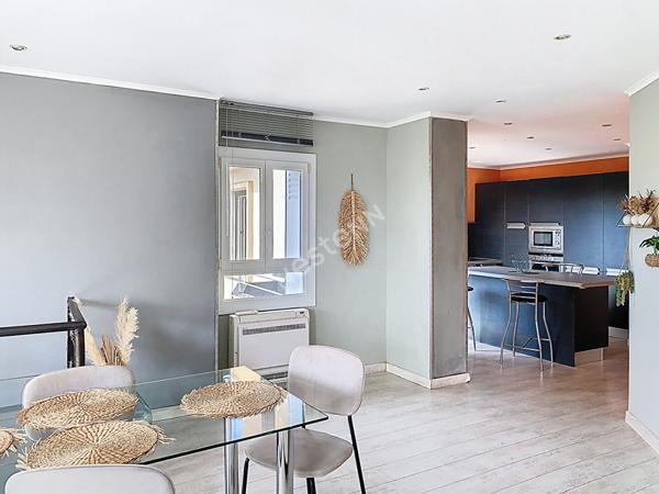 Très bel appartement à Bandol Centre 3 pièces de 95 m² à 5 minutes du port