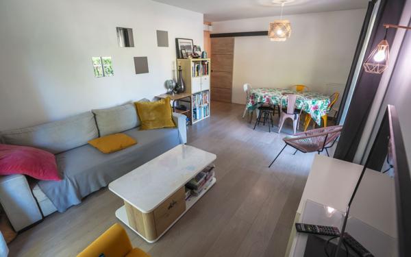 Appartement à vendre    4 pièces • 84 m2 Bayonne