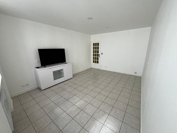 Bien rare à Besançon : T2 calme en plein centre de Besançon