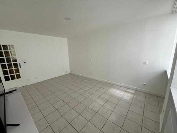 Bien rare à Besançon : T2 calme en plein centre de Besançon