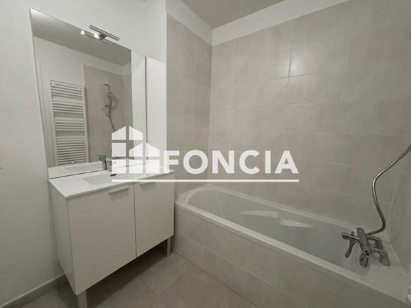 Location Appartement 3 pièces 60.78 m² - 27 E CHEMIN DE LA POTERNE Grenoble 38100