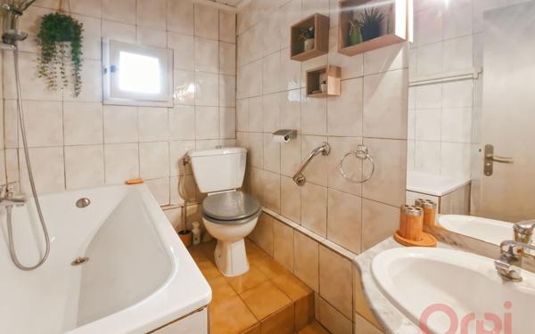 Maison à vendre    6 pièces •  Agde