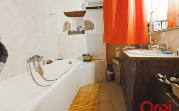 Maison à vendre    6 pièces •  Agde