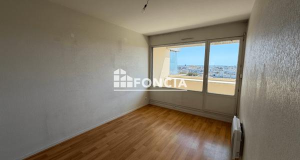 Location Appartement 4 pièces 96.78 m² - Villeurbanne 69100