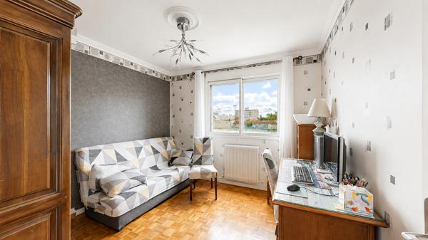 Appartement
         3 pièces
        - 96 m² 289 000 € *