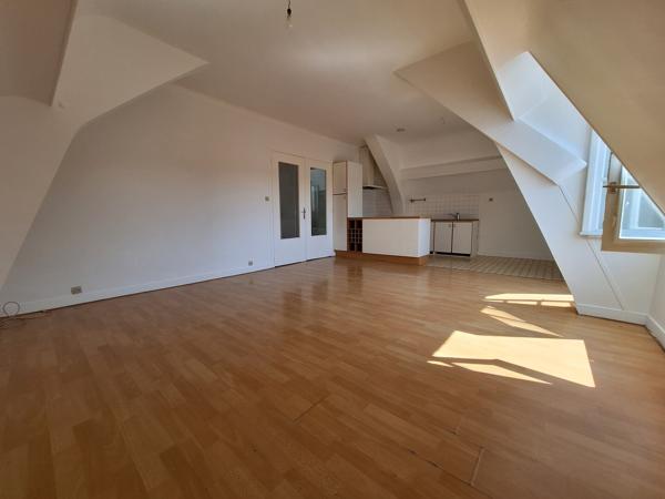 bel appartement tres lumineux A forte rentabilité PLUS DE 7.5 % 99 000 €