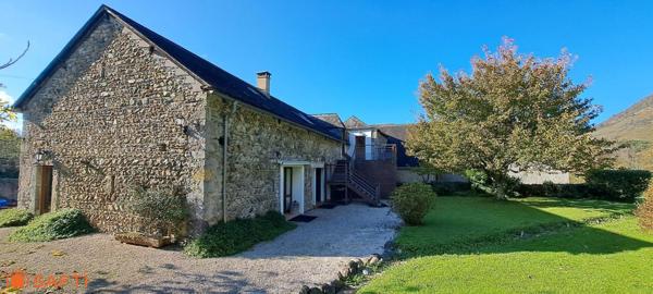 PROPRIETE D'EXCEPTION AU PIED DES PYRENEES BEARNAISES