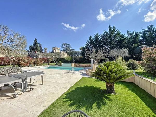 Magnifique Villa avec annexes et piscine