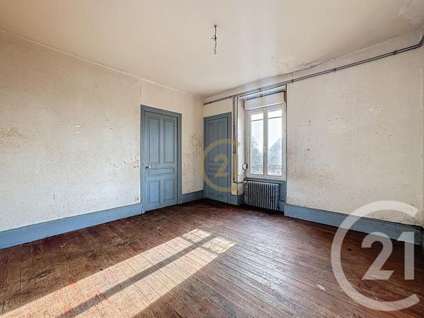 Appartement à vendre  5 pièces - 101,46 m2 LUXEUIL LES BAINS - 70