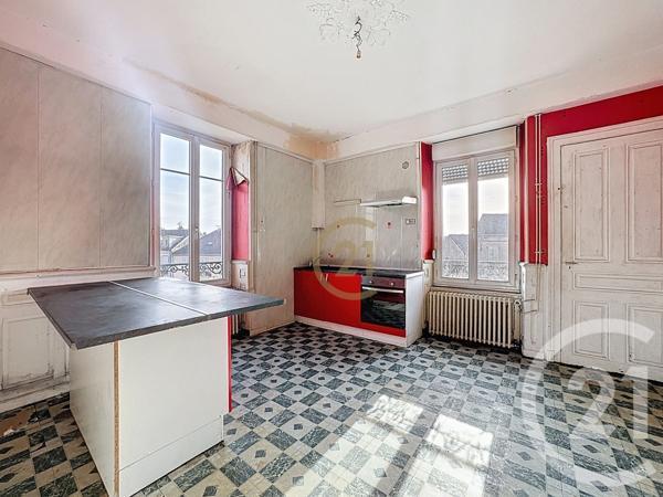 Appartement à vendre  5 pièces - 101,46 m2 LUXEUIL LES BAINS - 70